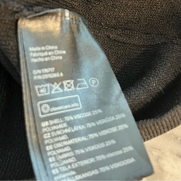 H&M Black Knit Mock Turtleneck Ruffled Sleeves Goth Emo Witchcore Large - Picture 7 of 8